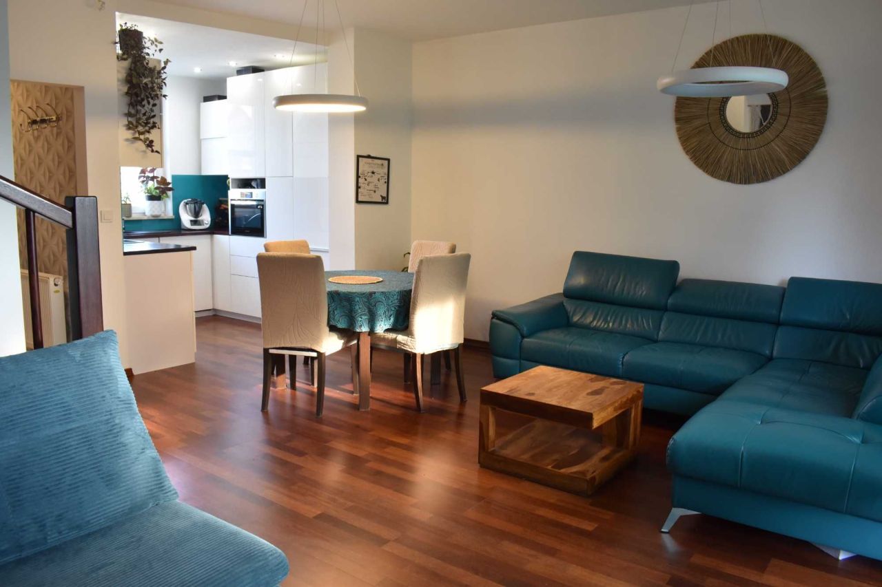 bliźniak, 4 pokoje Banino, ul. Bajeczna. Zdjęcie 1