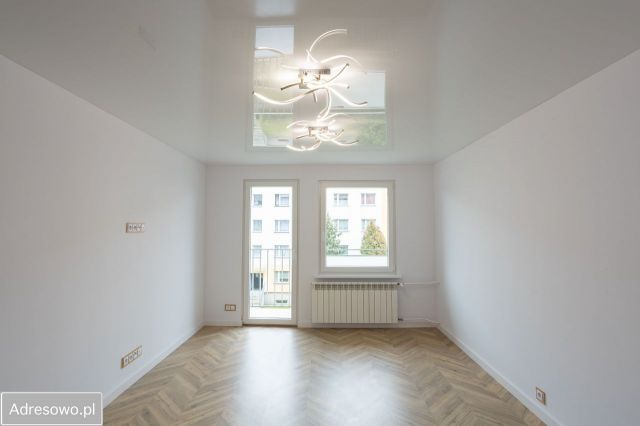 Mieszkanie 3-pokojowe Bytom Wiktor, ul. Strzelców Bytomskich. Zdjęcie 1