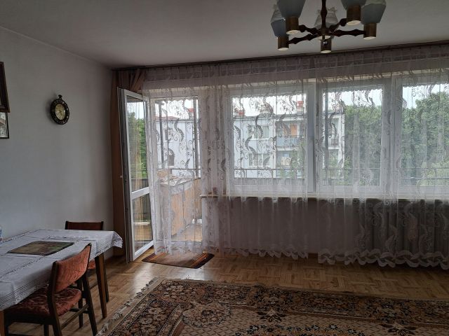 Mieszkanie 3-pokojowe Świdnik, ul. Stanisława Skarżyńskiego. Zdjęcie 1