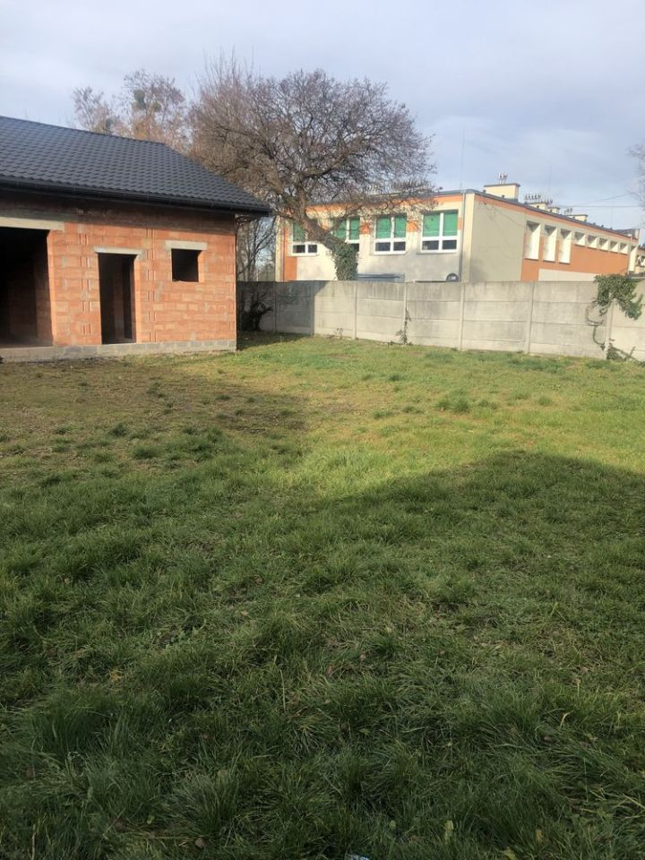 Lokal Tarnowskie Góry Strzybnica, ul. Agnieszki Osieckiej. Zdjęcie 4