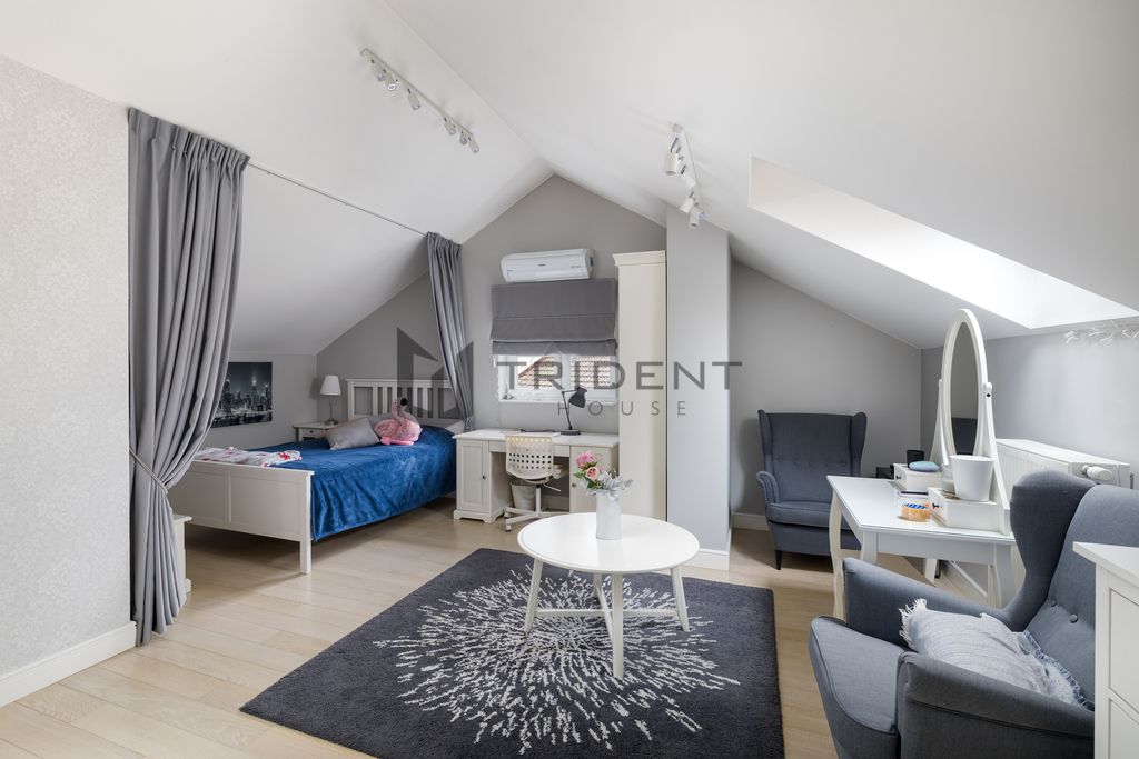 dom szeregowy, 5 pokoi Józefosław, ul. Bretanii. Zdjęcie 7