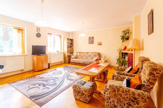 dom wolnostojący, 7 pokoi Kraków Podgórze, ul. Łutnia. Zdjęcie 21