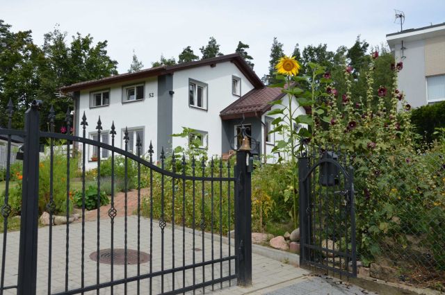 dom szeregowy, 5 pokoi Jasień. Zdjęcie 1