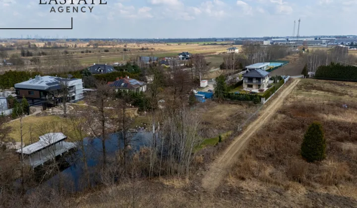 Działka budowlana Pęcice