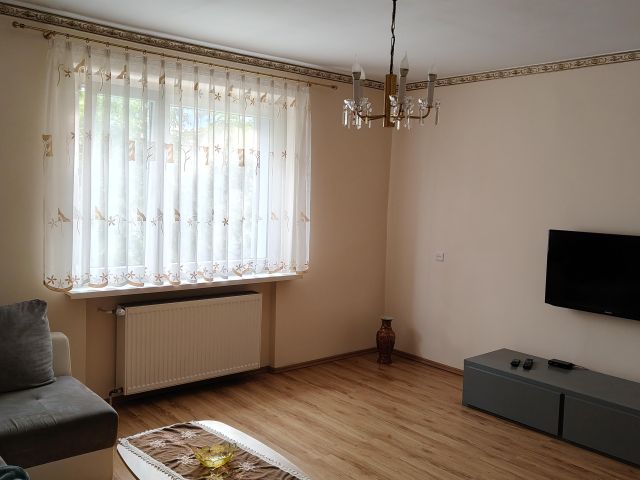 dom wolnostojący, 6 pokoi Niemodlin, ul. Wyzwolenia. Zdjęcie 5