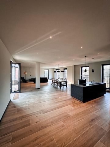 Mieszkanie 4-pokojowe Poznań Zieliniec, ul. Sarnia. Zdjęcie 1