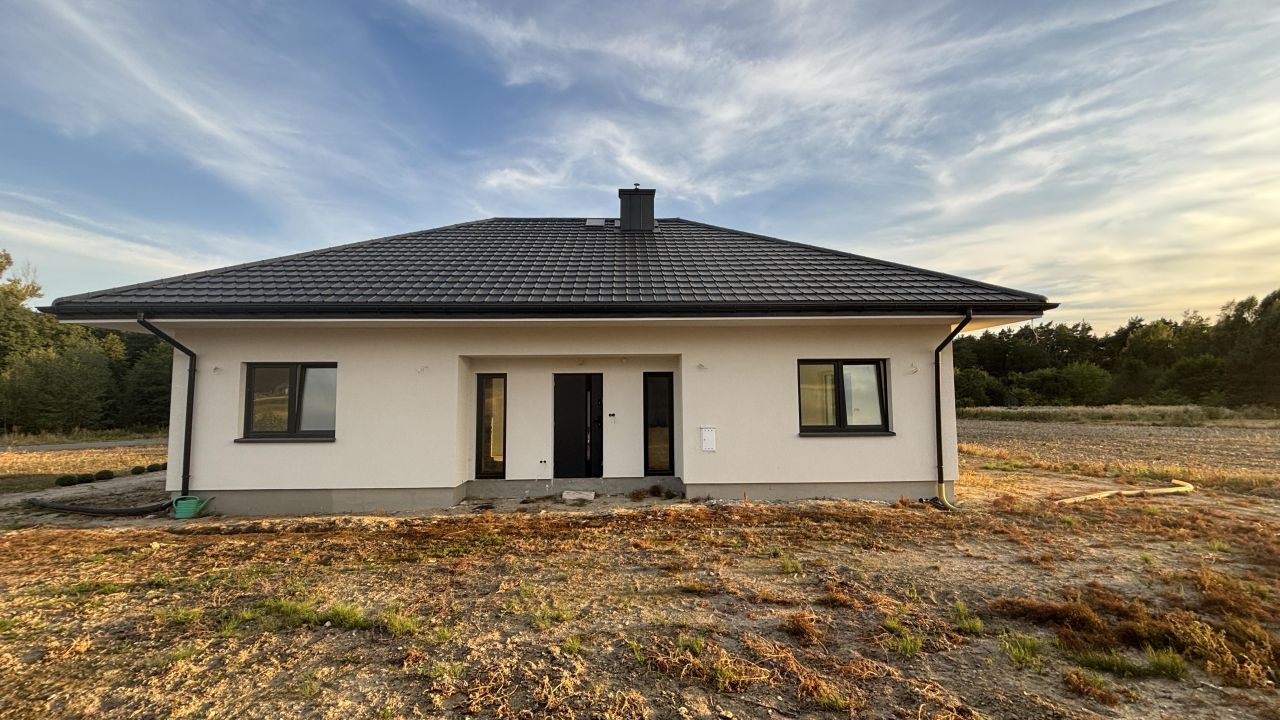 dom wolnostojący, 3 pokoje Wierzchowiska Dolne. Zdjęcie 2