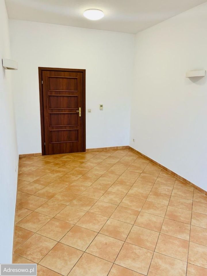 Lokal Oleśnica, ul. Wiejska. Zdjęcie 6