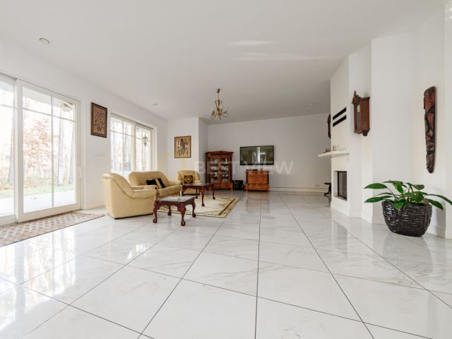 dom wolnostojący, 6 pokoi Magdalenka. Zdjęcie 6