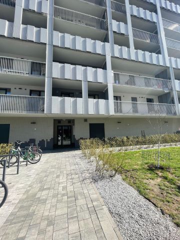 Mieszkanie 3-pokojowe Warszawa Praga-Południe, ul. Żupnicza. Zdjęcie 2