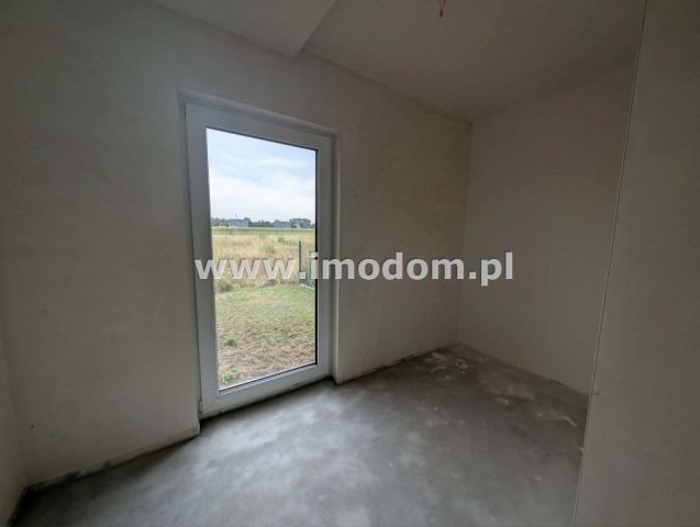 bliźniak, 5 pokoi Ratowice. Zdjęcie 6