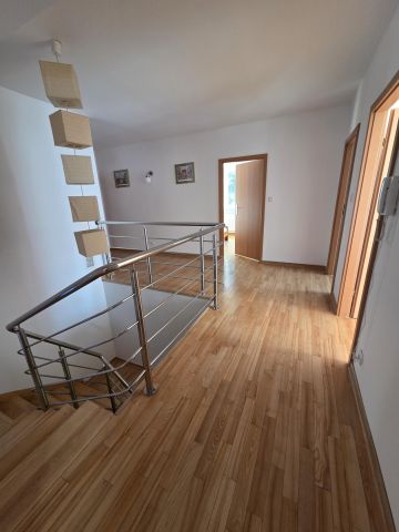 dom wolnostojący, 5 pokoi Barycz Górny Staw. Zdjęcie 14