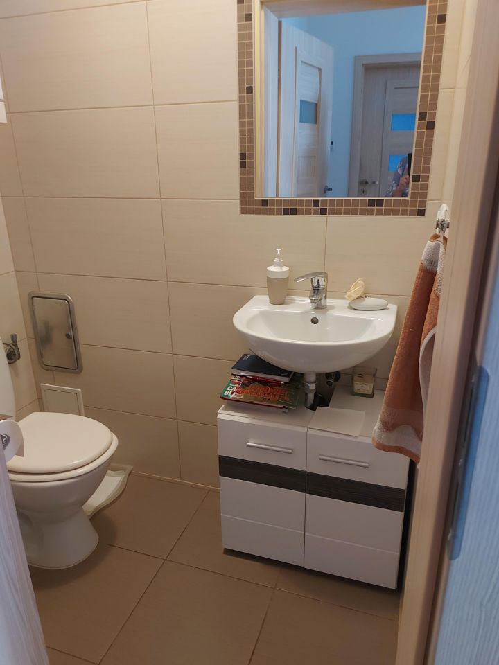 Mieszkanie 4-pokojowe Marki Kolonia Makówko, Okólna. Zdjęcie 9