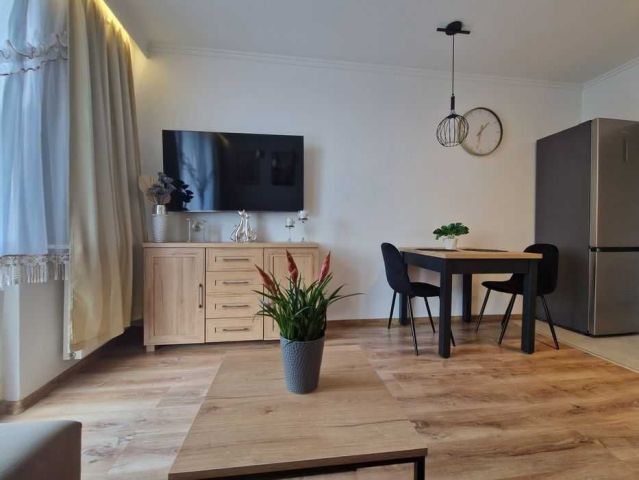 Mieszkanie 3-pokojowe Łowicz, os. Kostka. Zdjęcie 1