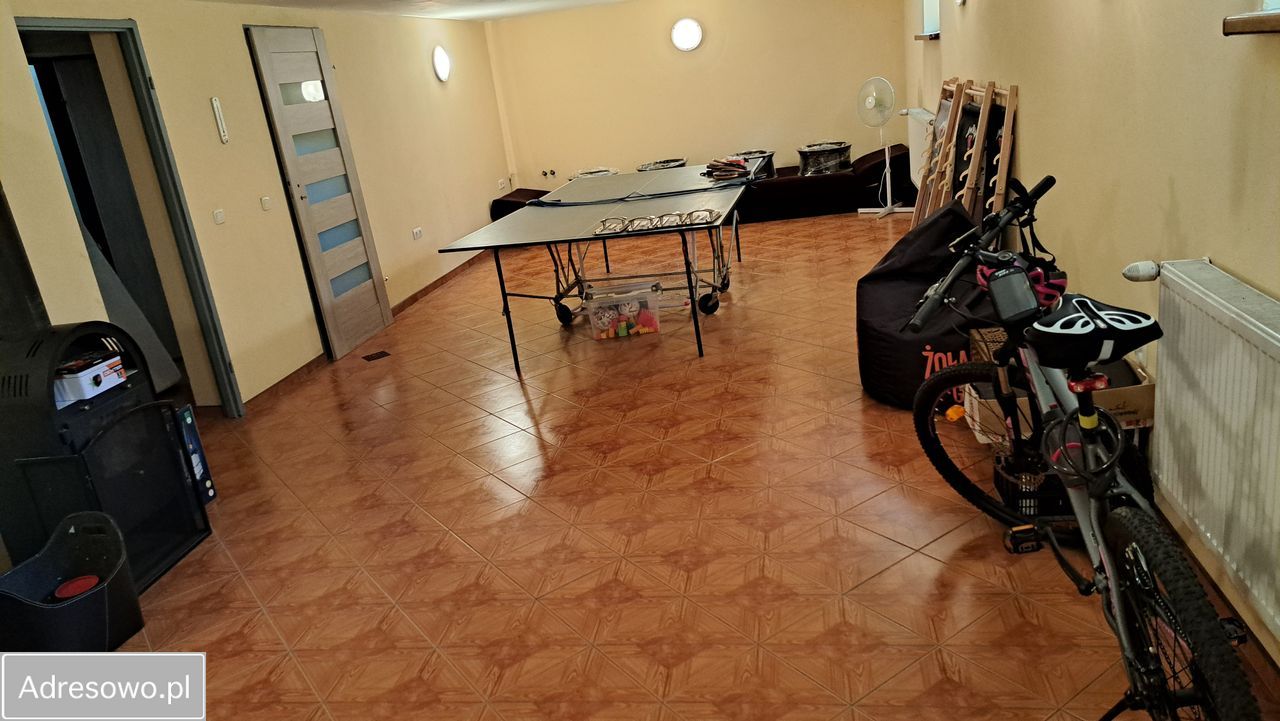 dom wolnostojący, 5 pokoi Ustroń Centrum, ul. Jana Wantuły. Zdjęcie 15