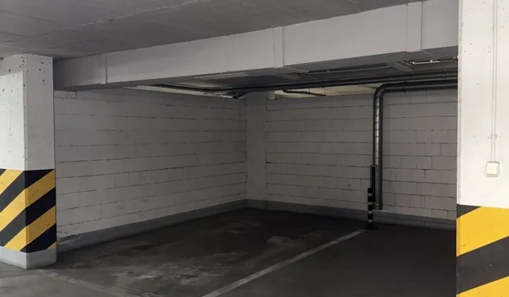 Garaż/miejsce parkingowe Kraków Prądnik Biały, ul. Krowoderskich Zuchów