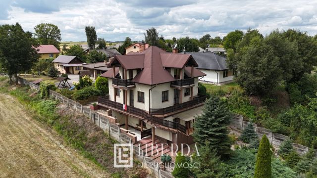 dom wolnostojący, 6 pokoi Zakrzów. Zdjęcie 2