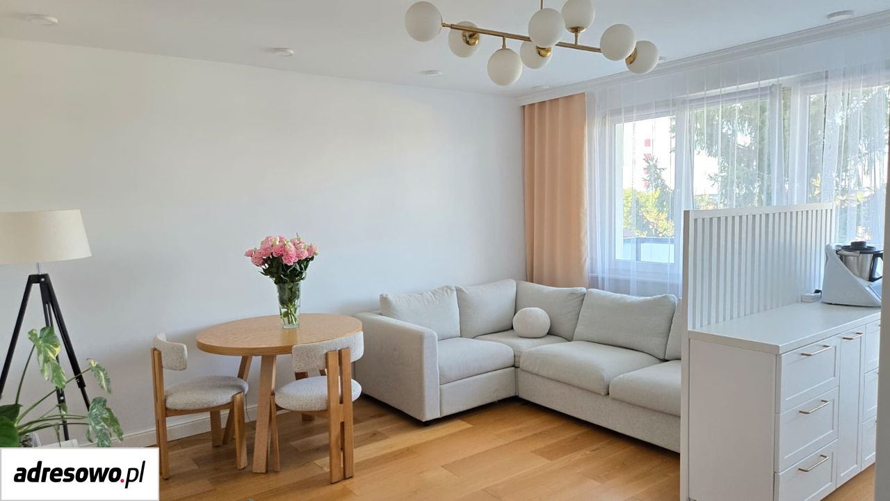 Mieszkanie 3-pokojowe Warszawa Wilanów, ul. Królowej Marysieńki. Zdjęcie 1