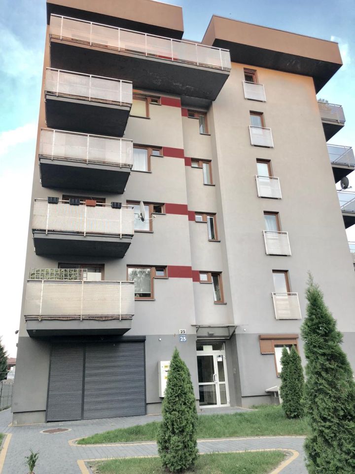 Mieszkanie 3-pokojowe Kraków Kurdwanów, ul. Kordiana. Zdjęcie 1