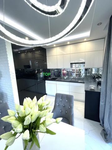 Mieszkanie 3-pokojowe Warszawa Ursus, ul. Ochocka. Zdjęcie 2