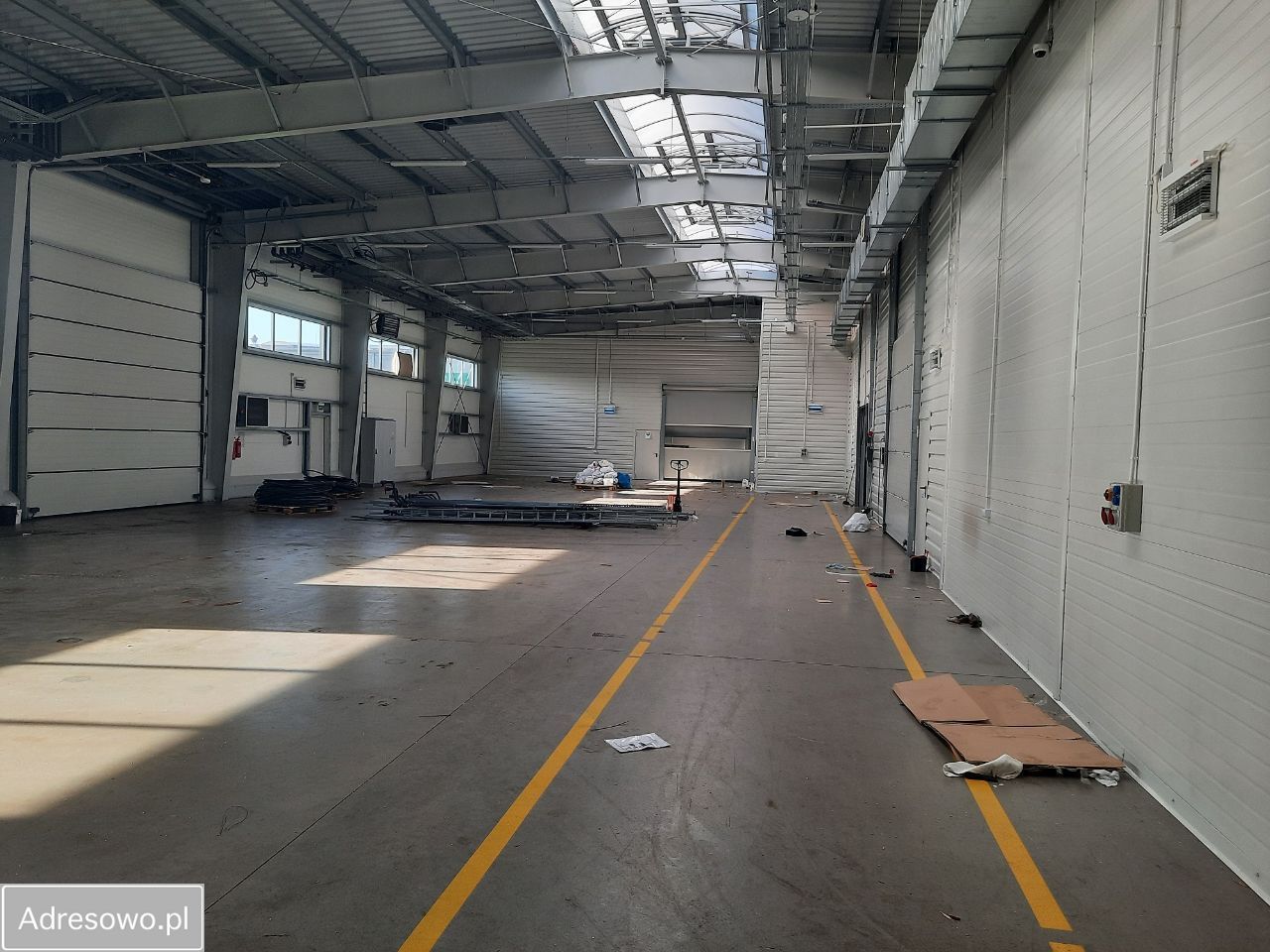 Hala/magazyn Pustków. Zdjęcie 6