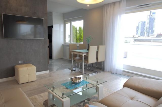 Mieszkanie 3-pokojowe Gdynia Śródmieście, ul. Zygmunta Augusta. Zdjęcie 3