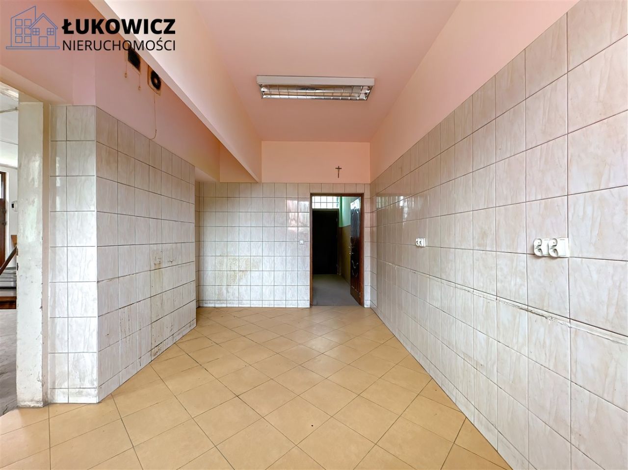 dom wolnostojący, 15 pokoi Bystra. Zdjęcie 17
