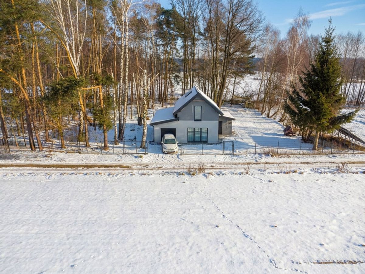 dom wolnostojący, 3 pokoje Kołacin. Zdjęcie 2