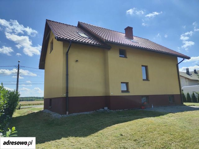 dom wolnostojący, 10 pokoi Suszec, ul. Szkolna. Zdjęcie 1