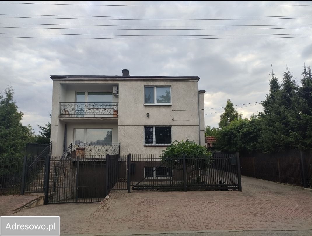 dom wolnostojący, 10 pokoi Łódź Rokicie, ul. Nizinna