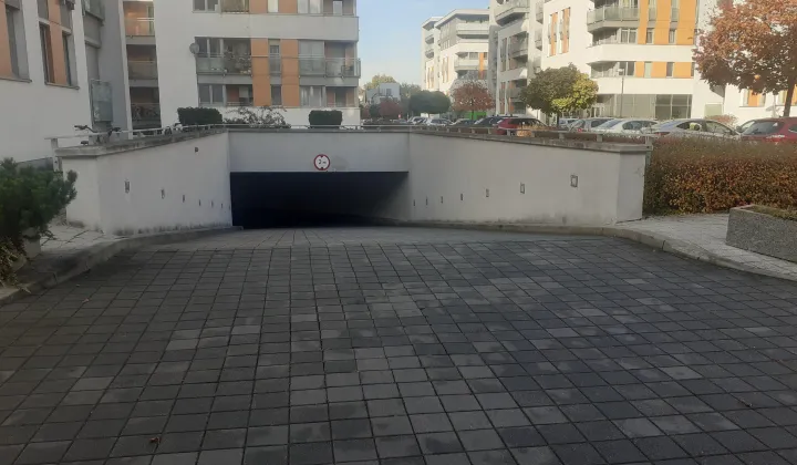 Garaż/miejsce parkingowe Kraków Bronowice, ul. Stańczyka