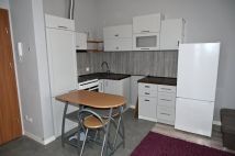 Mieszkanie 2-pokojowe Niemce Leonów. Zdjęcie 2