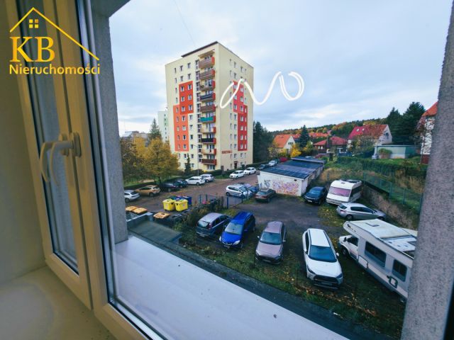 Mieszkanie 3-pokojowe Wałbrzych Biały Kamień. Zdjęcie 12