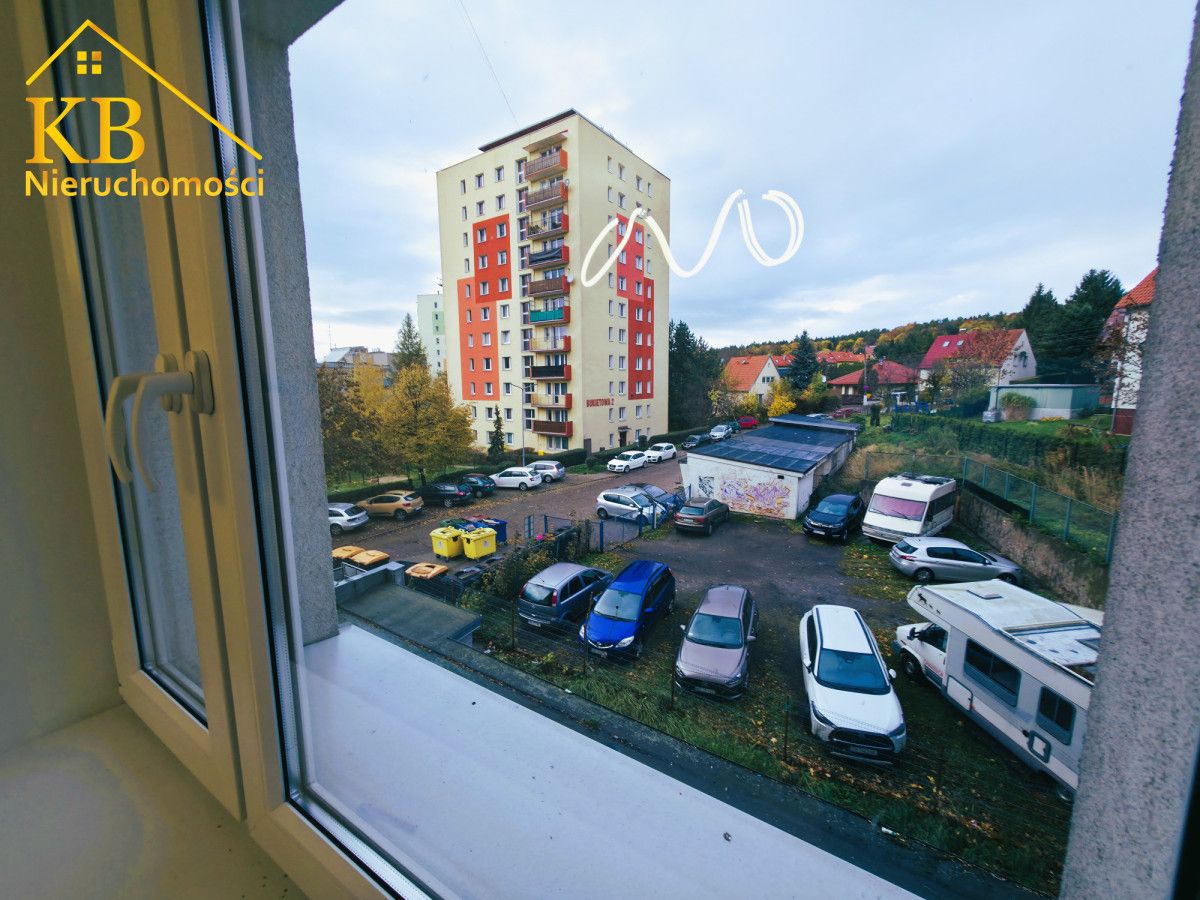 Mieszkanie 3-pokojowe Wałbrzych Biały Kamień. Zdjęcie 12