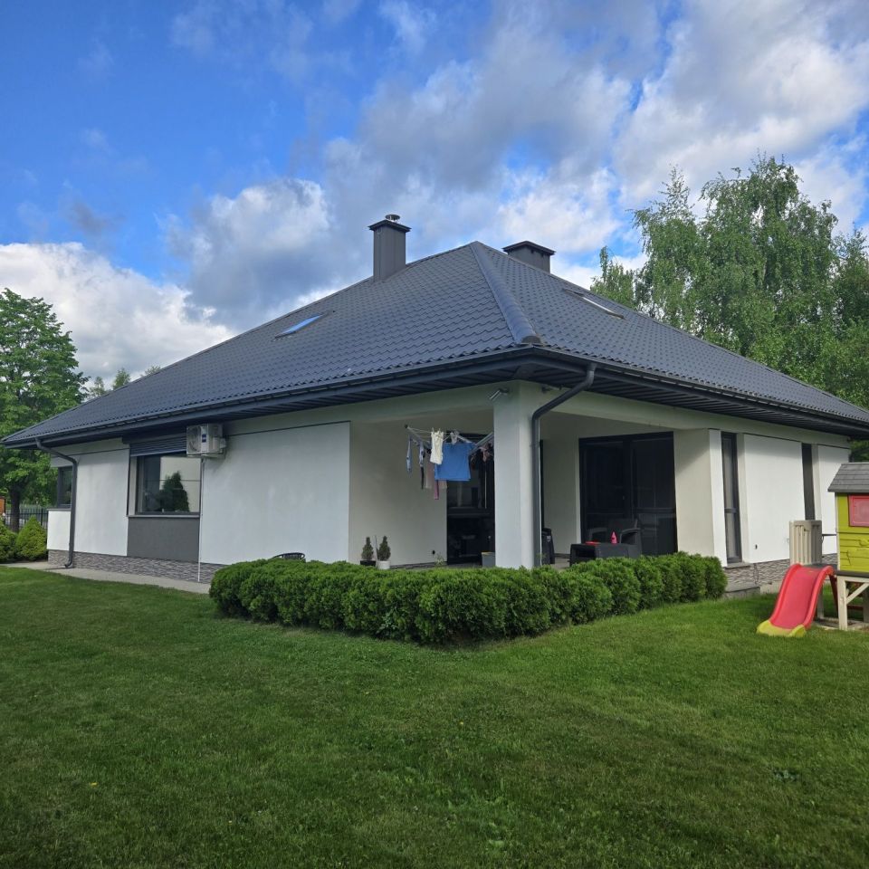 dom wolnostojący Moszczenica. Zdjęcie 2