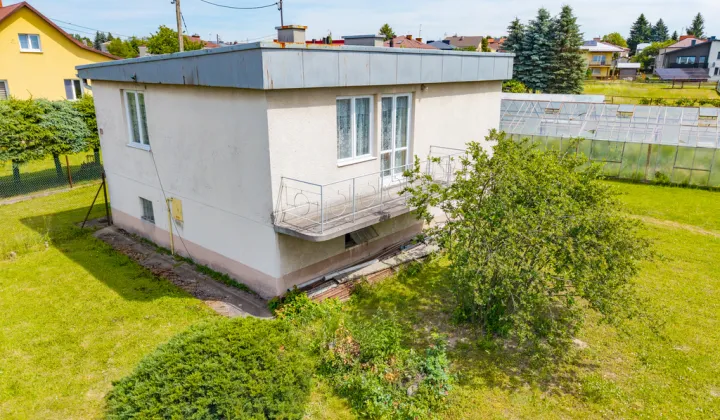 dom wolnostojący, 3 pokoje Jedlicze, ul. Armii Krajowej