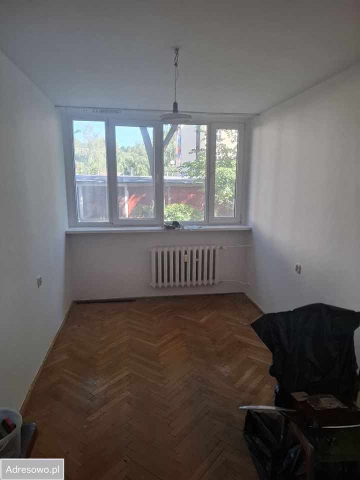 Mieszkanie 4-pokojowe Oleśnica. Zdjęcie 2