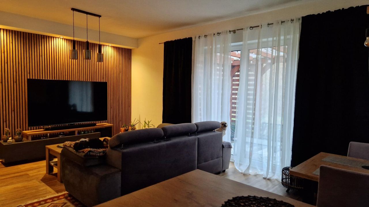 bliźniak, 5 pokoi Mostówka. Zdjęcie 9