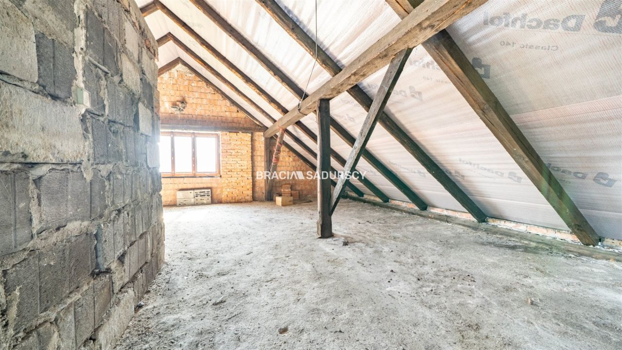 dom wolnostojący, 8 pokoi Libertów, ul. św. Floriana. Zdjęcie 10