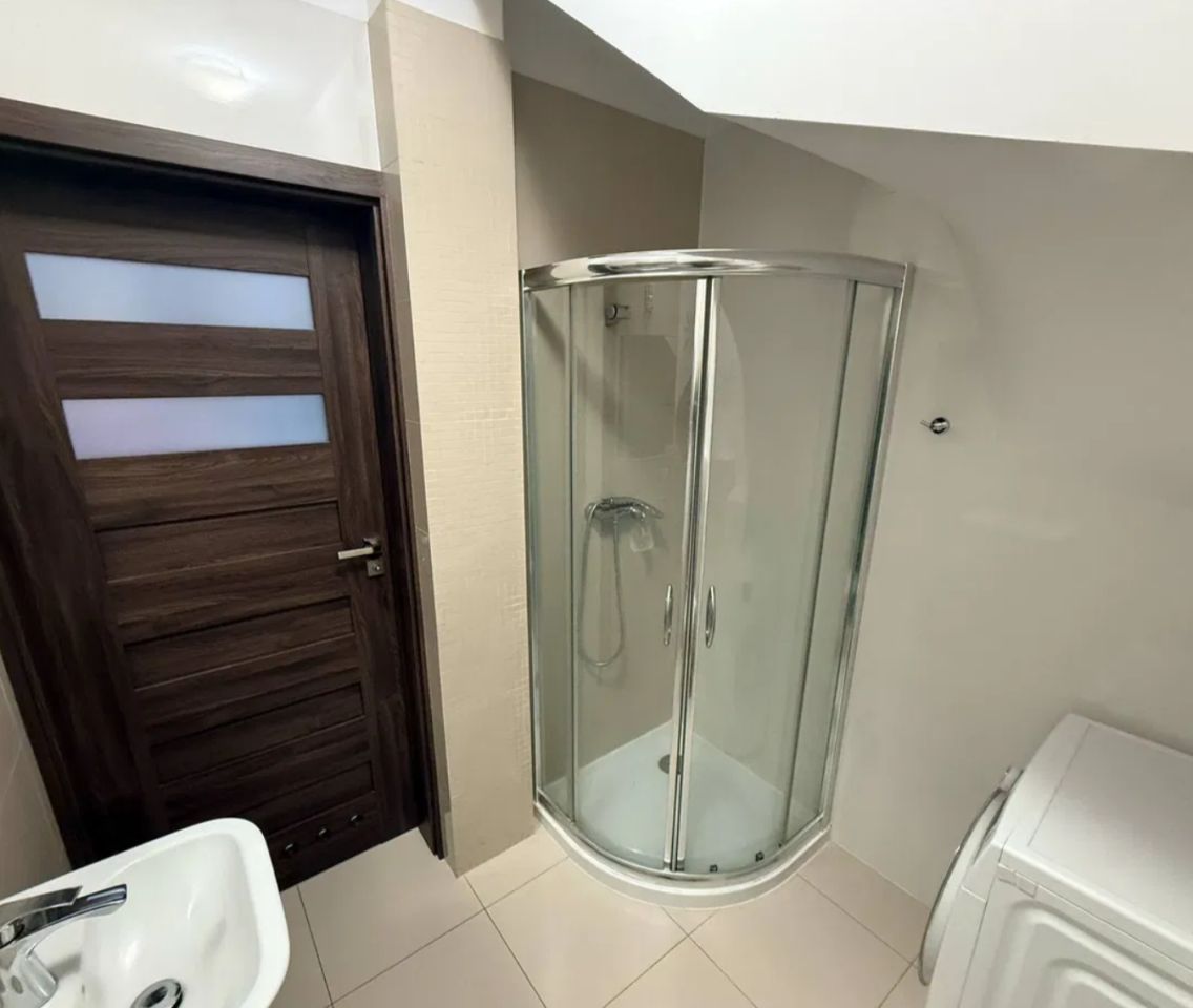 dom szeregowy, 4 pokoje Bibice Czekaj, ul. Leśna. Zdjęcie 4