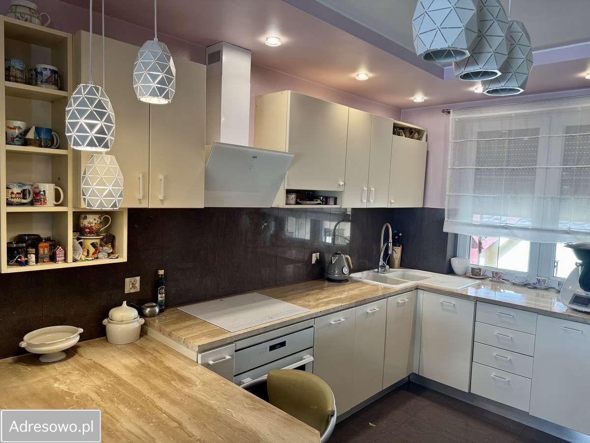 dom wolnostojący, 5 pokoi Piotrków Trybunalski. Zdjęcie 16