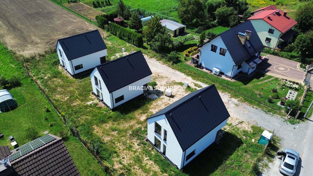 dom wolnostojący, 4 pokoje Ujazd. Zdjęcie 7