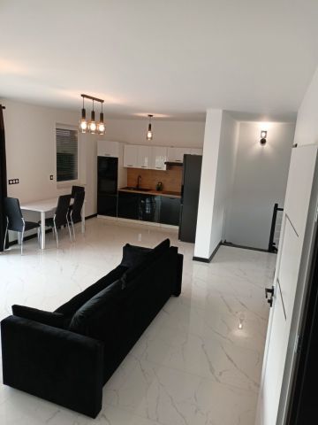 Mieszkanie 4-pokojowe Konin Międzylesie. Zdjęcie 1