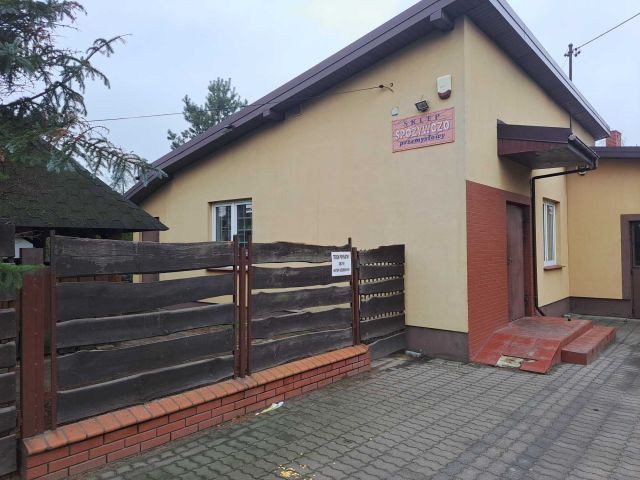 Lokal Dąbrowa Chotomowska. Zdjęcie 1