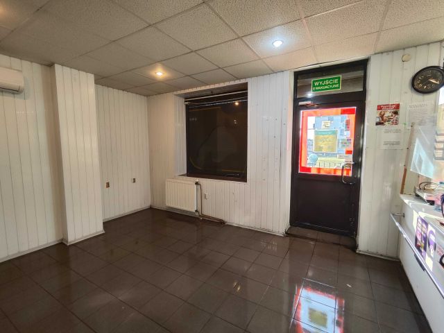 Lokal Kanie-Stacja. Zdjęcie 1