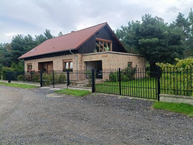 dom wolnostojący, 4 pokoje Ciecierzyce, ul. Leśna. Zdjęcie 18