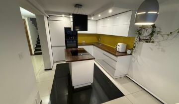 dom wolnostojący, 8 pokoi Olszyny