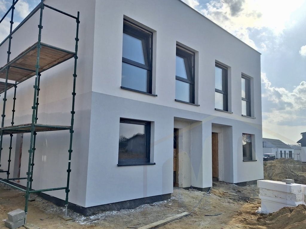 bliźniak, 4 pokoje Wilkowice. Zdjęcie 2