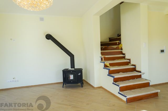 bliźniak, 5 pokoi Dobra. Zdjęcie 30