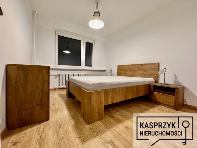 Mieszkanie 3-pokojowe Krosno, ul. Adama Mickiewicza. Zdjęcie 4